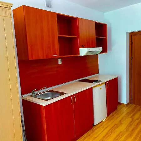 Amur De Lux Primorsko